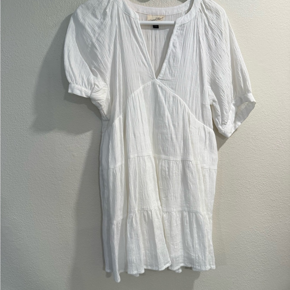 Universal Thread White Puff Sleeve Tunic with Pleated Relaxed Style